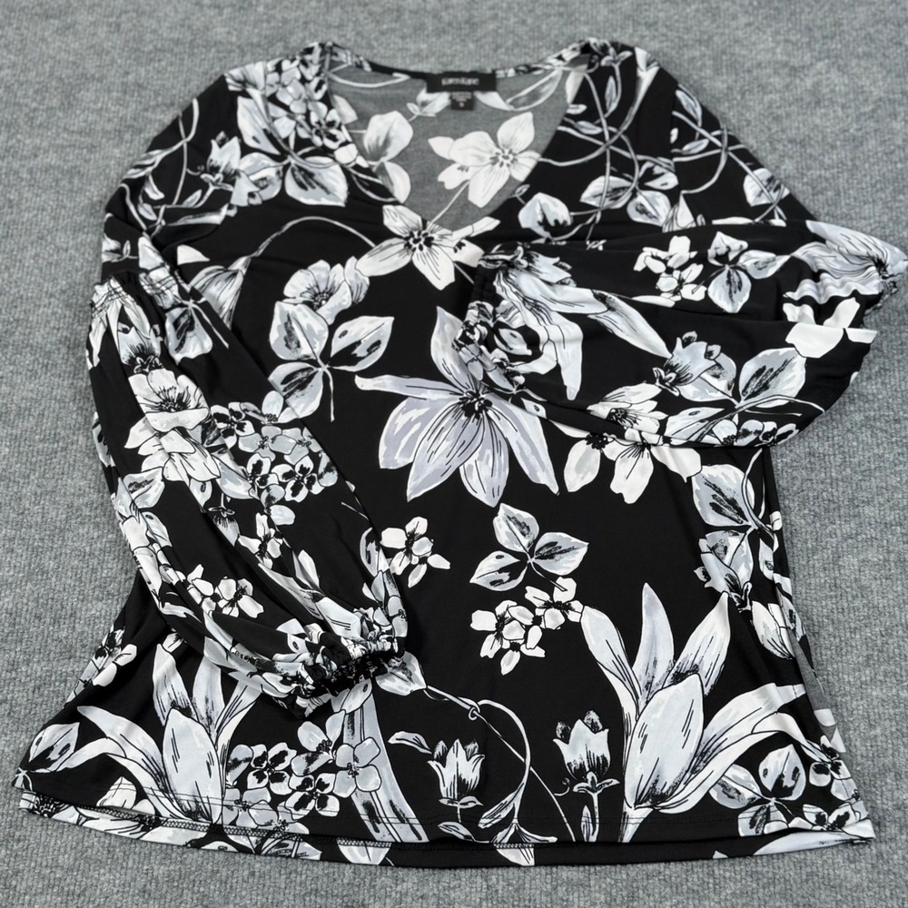 Karen Kane Small Floral Print Liquid Knit V Neck Long Sleeve Top Made in USA